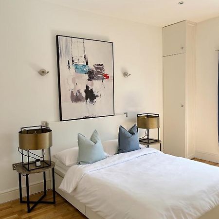 Modern And Light 2 Bed Flat In Sw2 Apartment London Luaran gambar